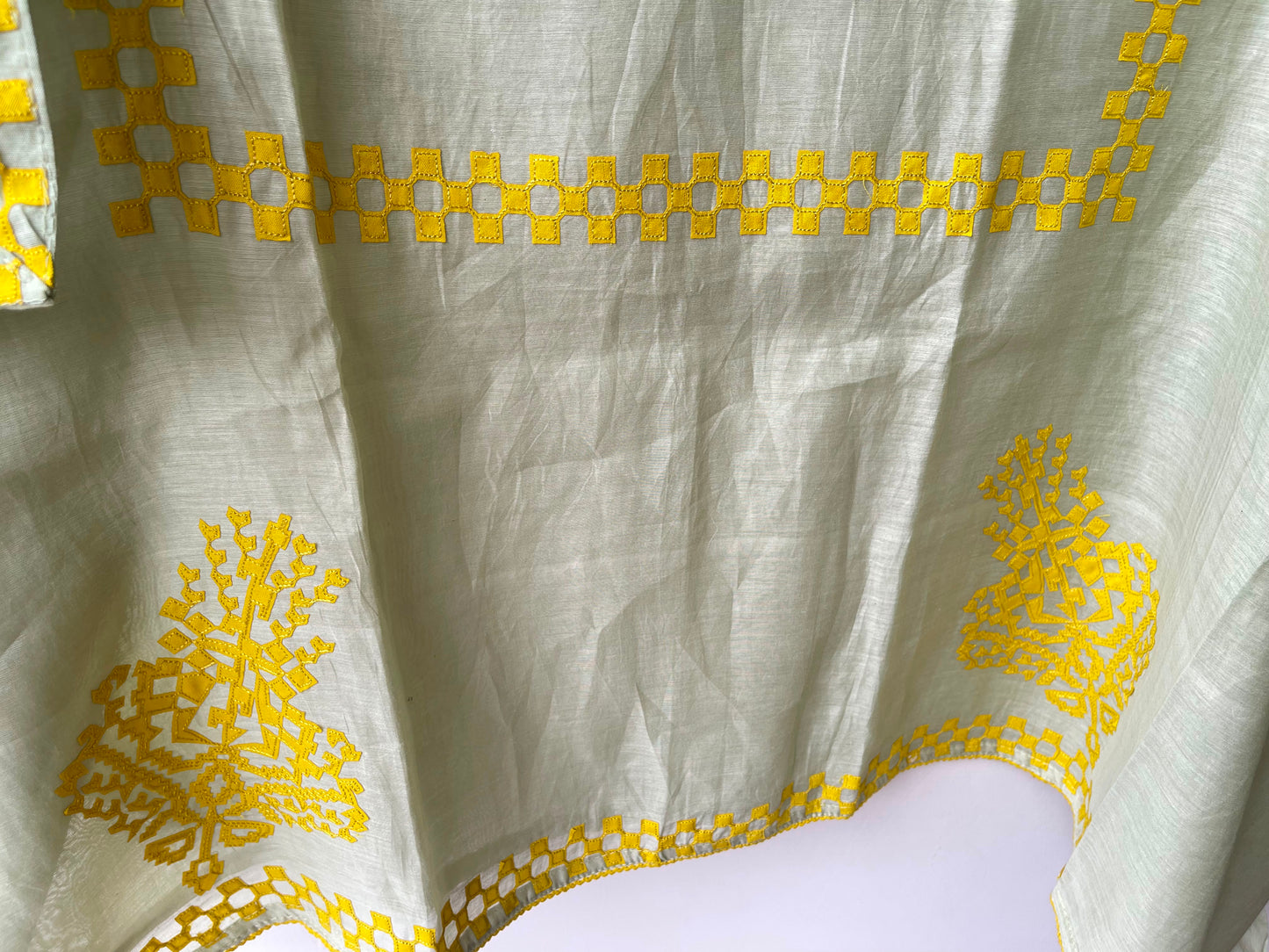Pure mul chanderi unstitched ladies suit Rc19083
