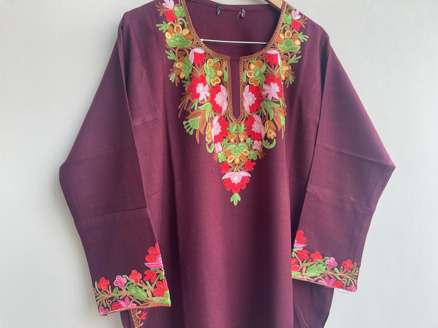 Kashmiri readymade ladies winter kurta Rc18340