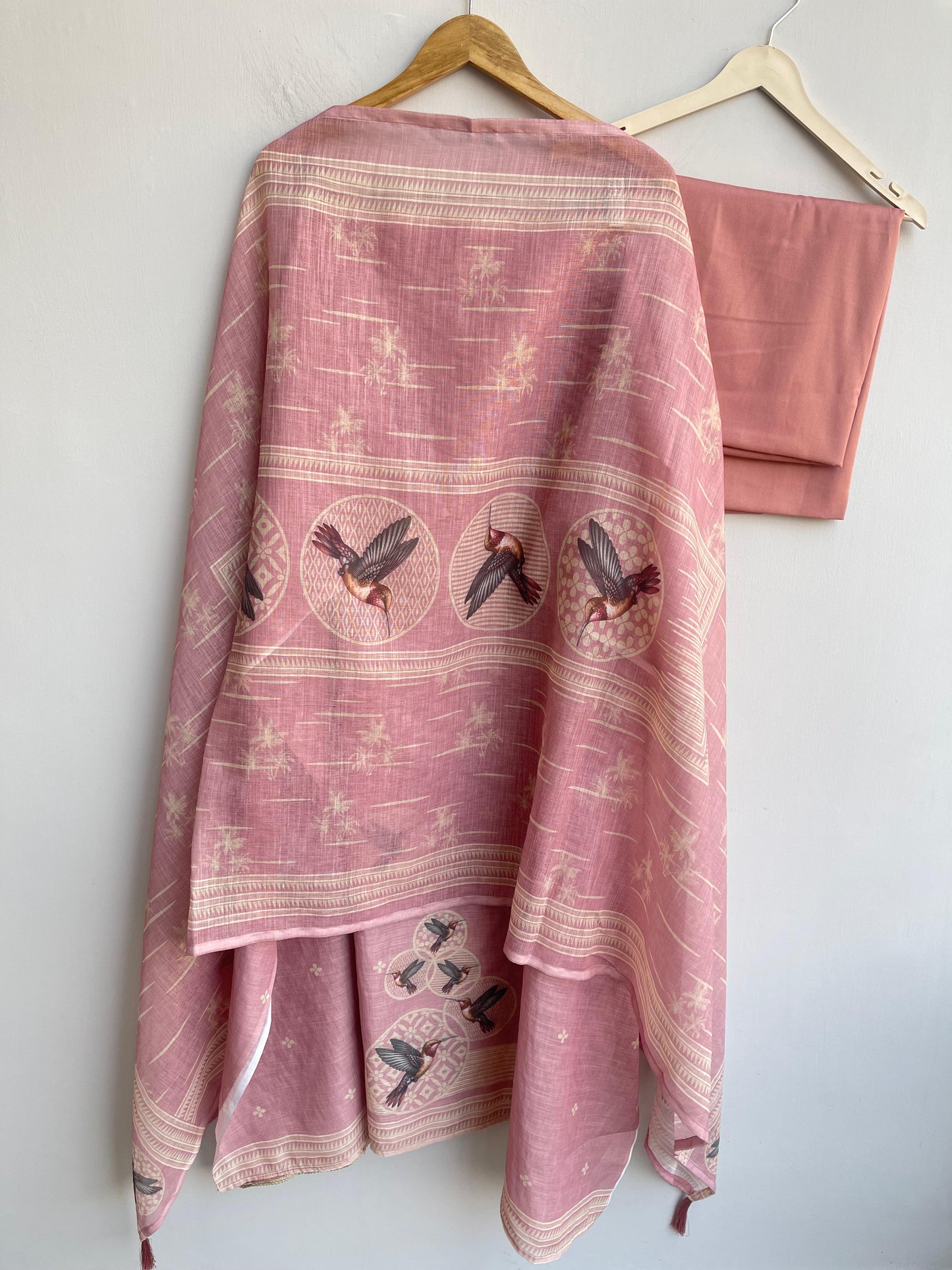 Linen printed unstitched ladies suit Rc18400