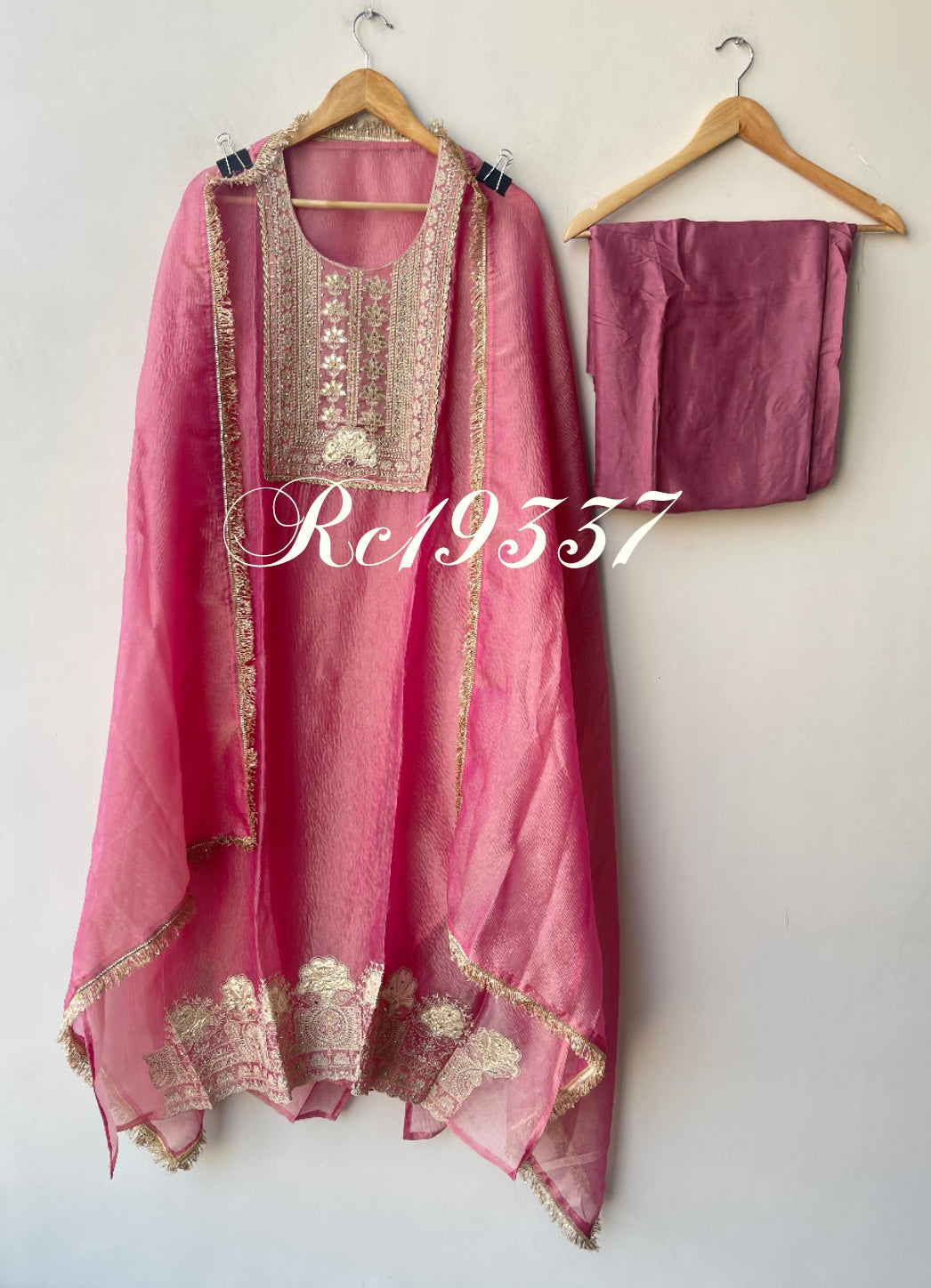 Shimmer crushed tissue unstitched ladies suit Rc19337