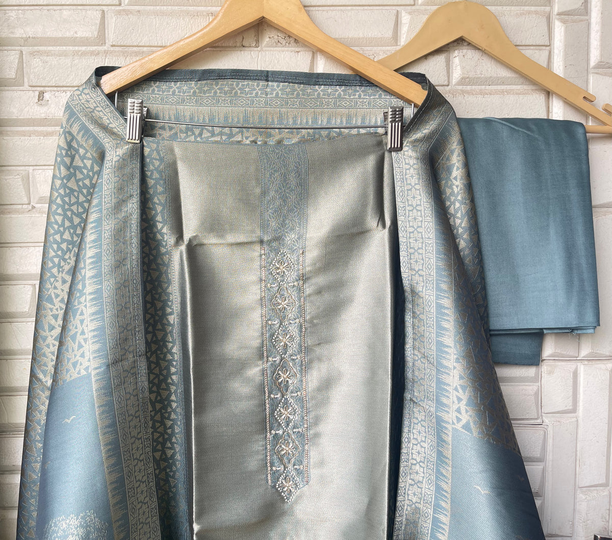 Premium Shimmer Giraffe Silk woven  Unstitched Designer Suit Set
