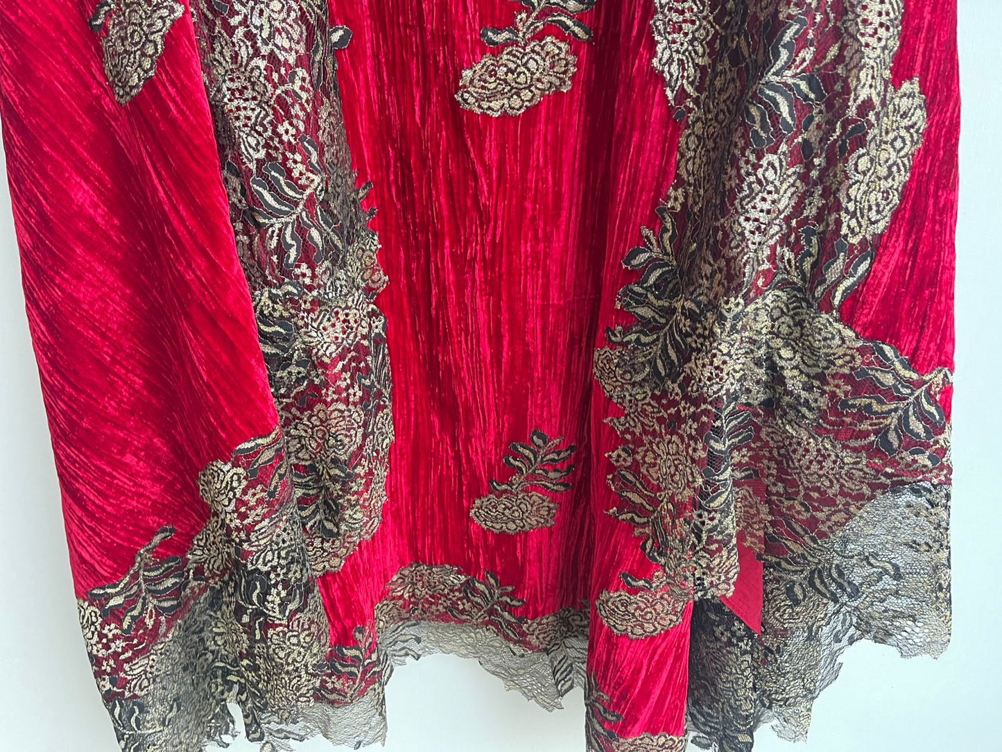 Micra crushed velvet unstitched ladies suit Rc18275