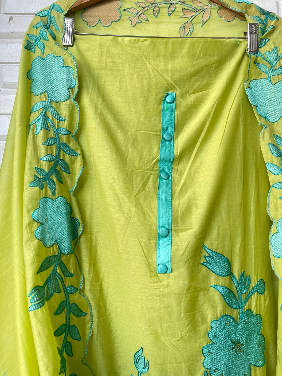 Mul chanderi unstitched ladies suit Rc17718