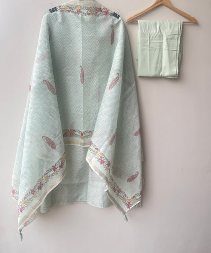 Mul chanderi printed ladies unstitched suit Rc18960 (b)