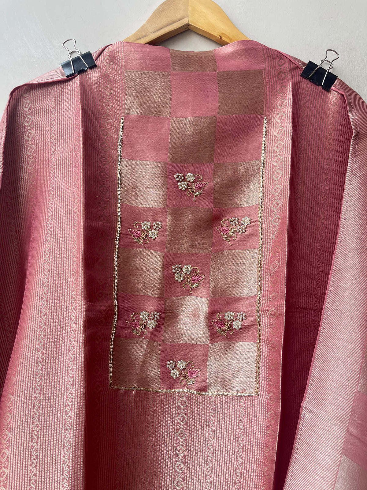 Luxurious Pure Shimmer Giraffe Silk Woven Unstitched 3 Pcs Designer Suit Set