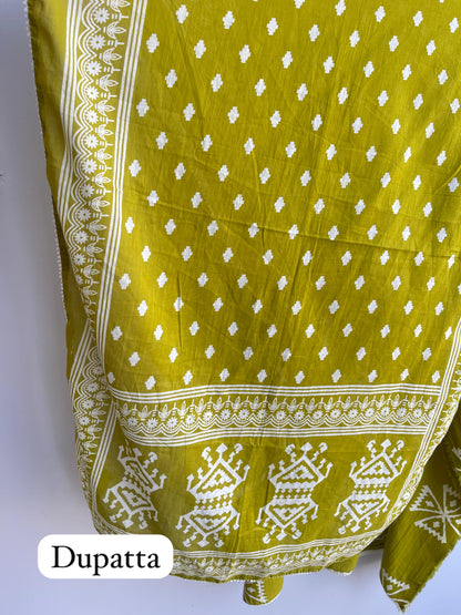 Cotton printed unstitched ladies suit Rc18502 (b)