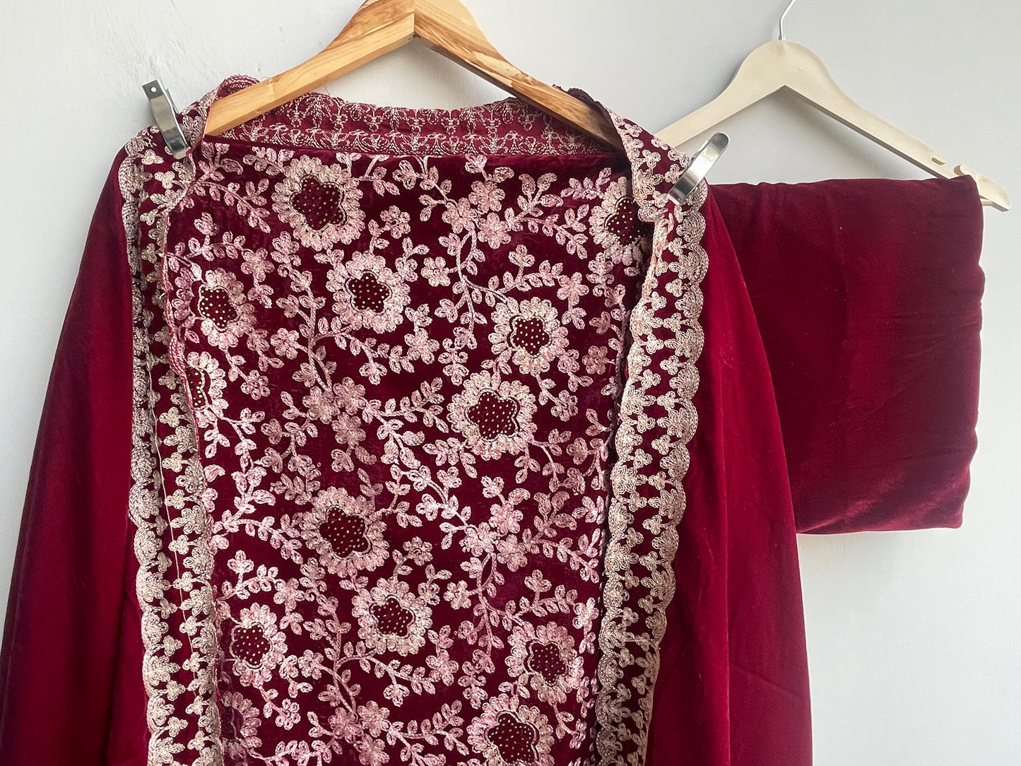 Resham embroidered unstitched velvet ladies suit Rc18838 (c)