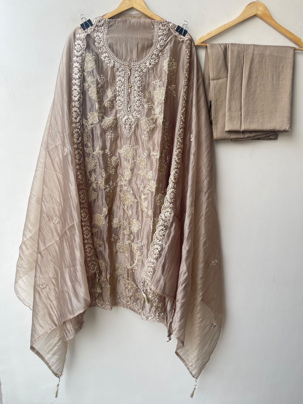 Exquisite Shimmer Tissue Unstitched Designer 3 Pcs Suit Set