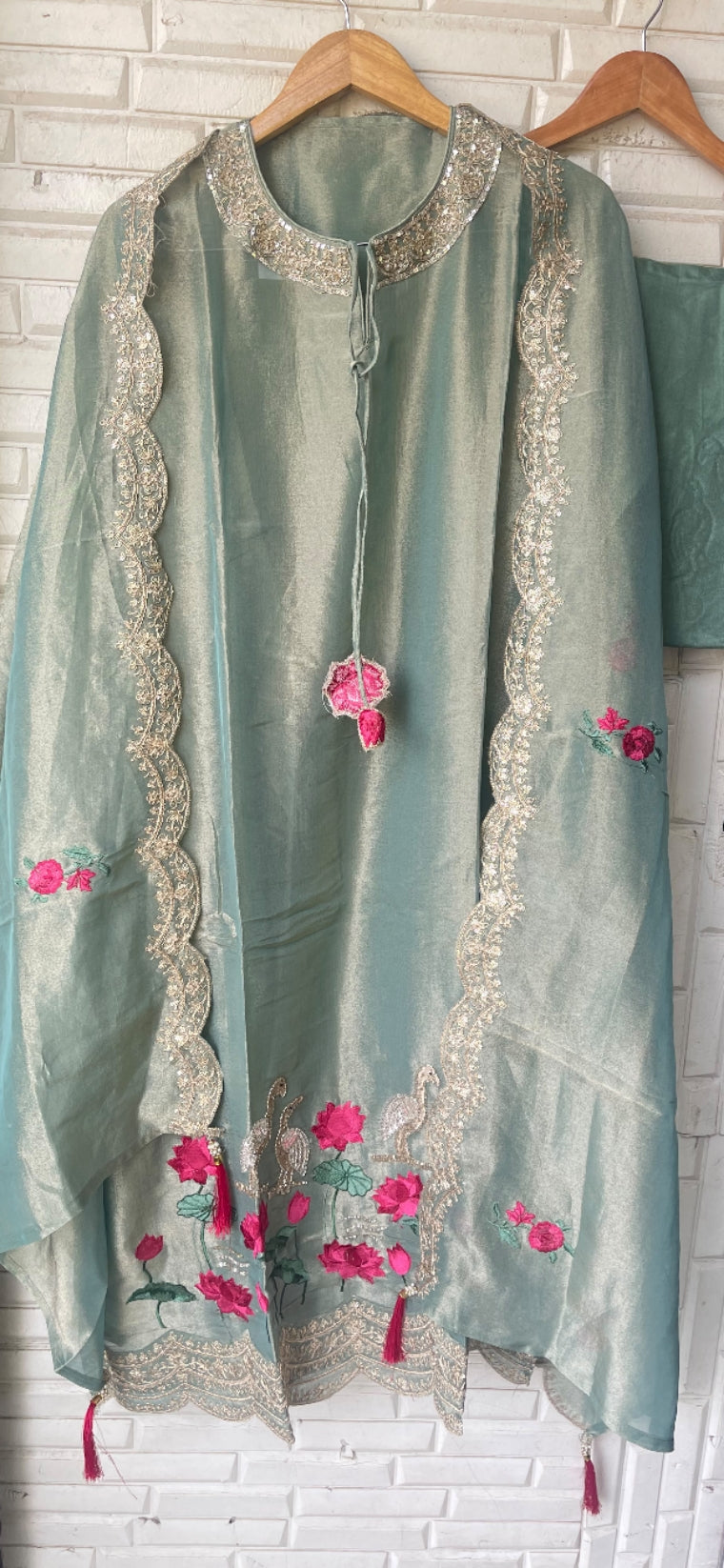Shimmer Silk Unstitched 3 Piece Designer Suit Set