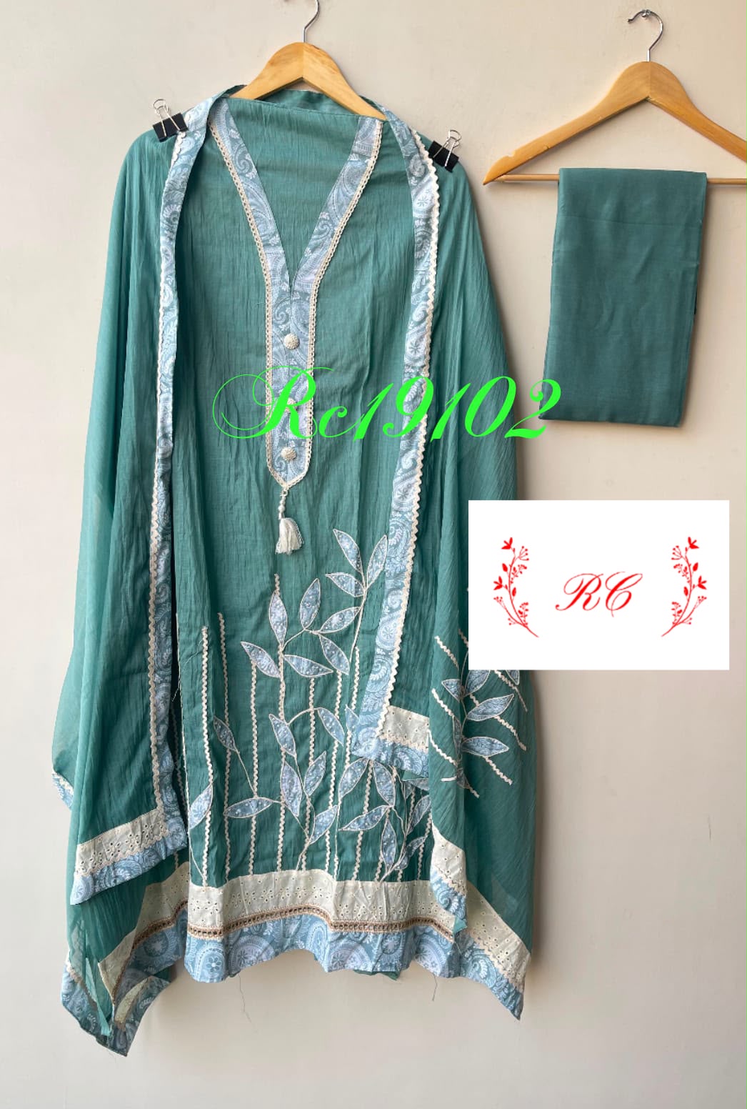 Mul cotton fabric unstitched ladies suit Rc19102