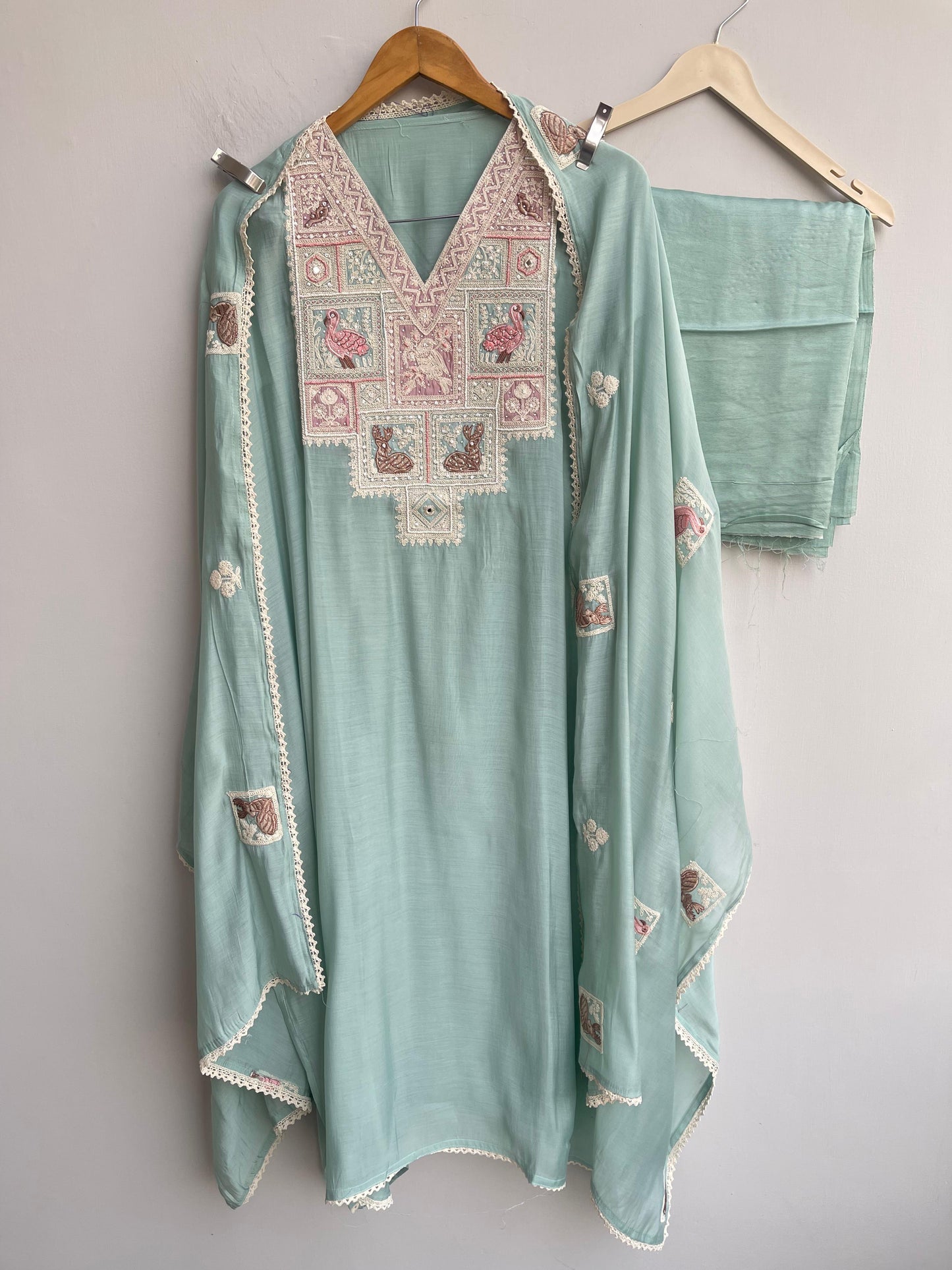 Mul chanderi unstitched ladies suit Rc18458 (d)