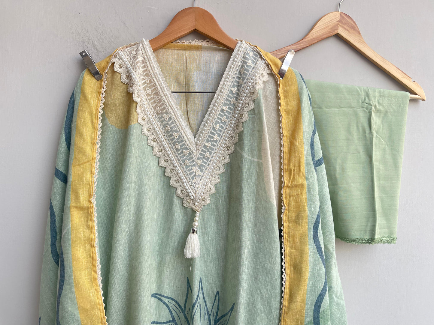 Linen printed unstitched ladies suit Rc18477