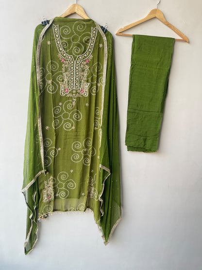 Premium Bandani Printed Organza Unstitched 3 Pcs Designer Suit Set