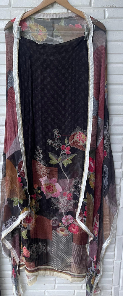 Burberry organza unstitched ladies suit Rc17619 (c)