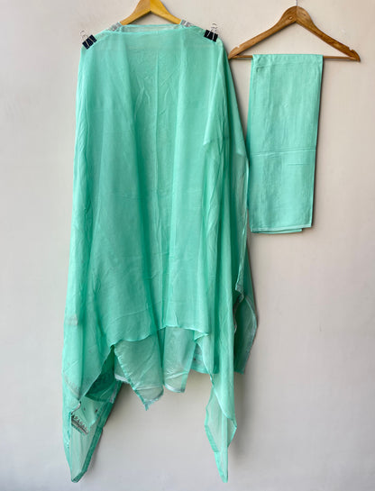 Elegant Mul Chanderi Embroidered Unstitched Suit Set