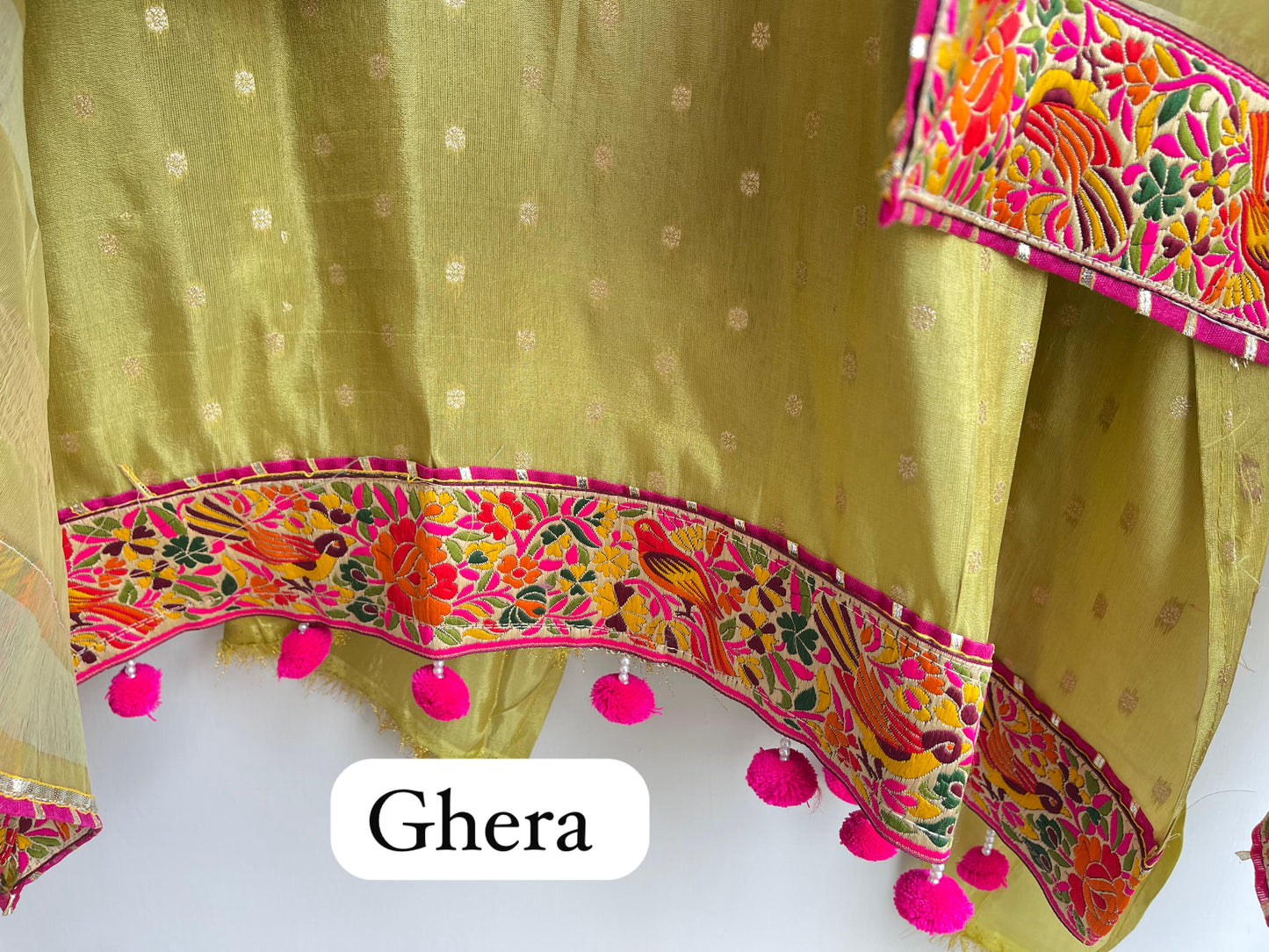 Banarasi silk unstitched ladies suit Rc17948