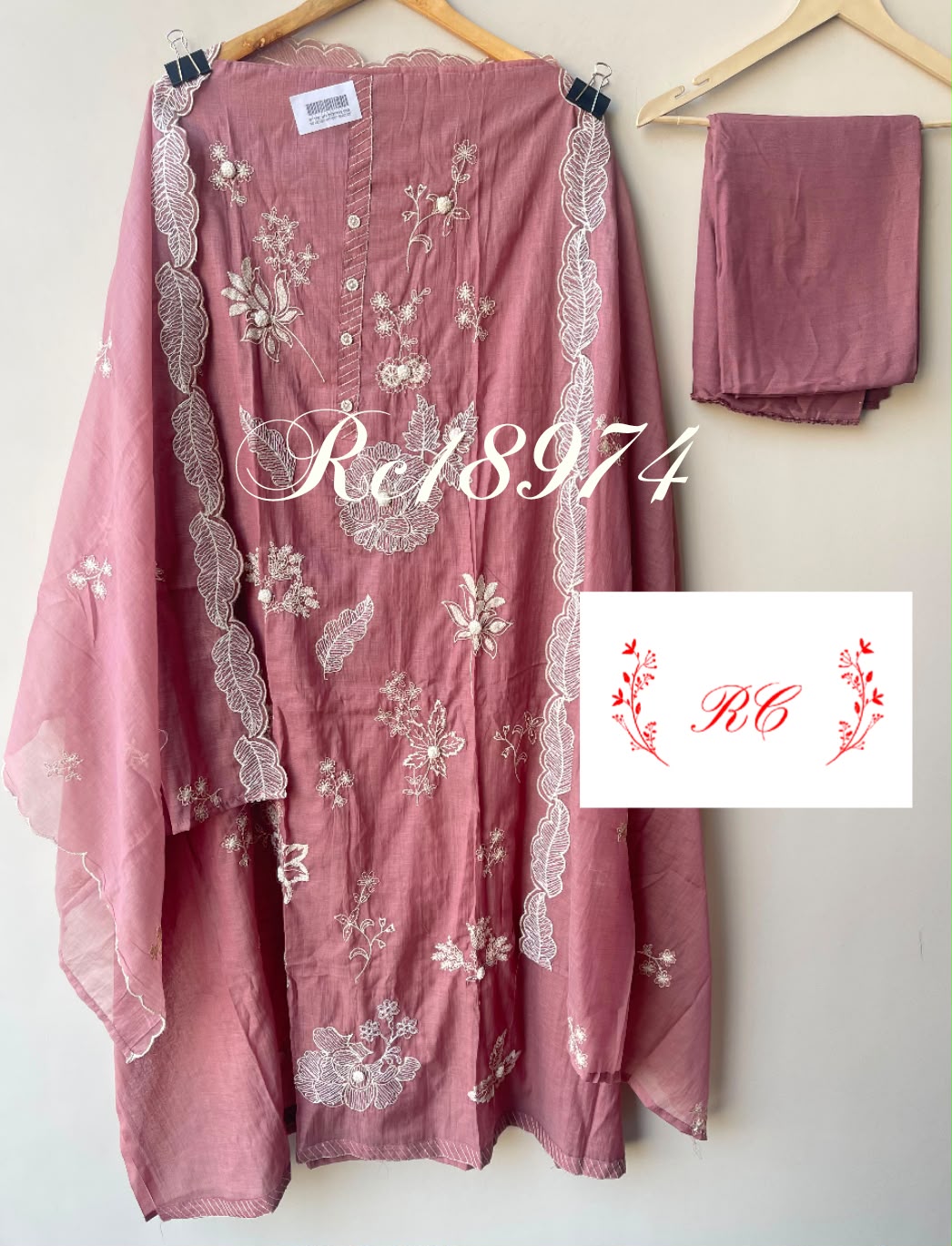 Mul chanderi unstitched ladies suit Rc18974