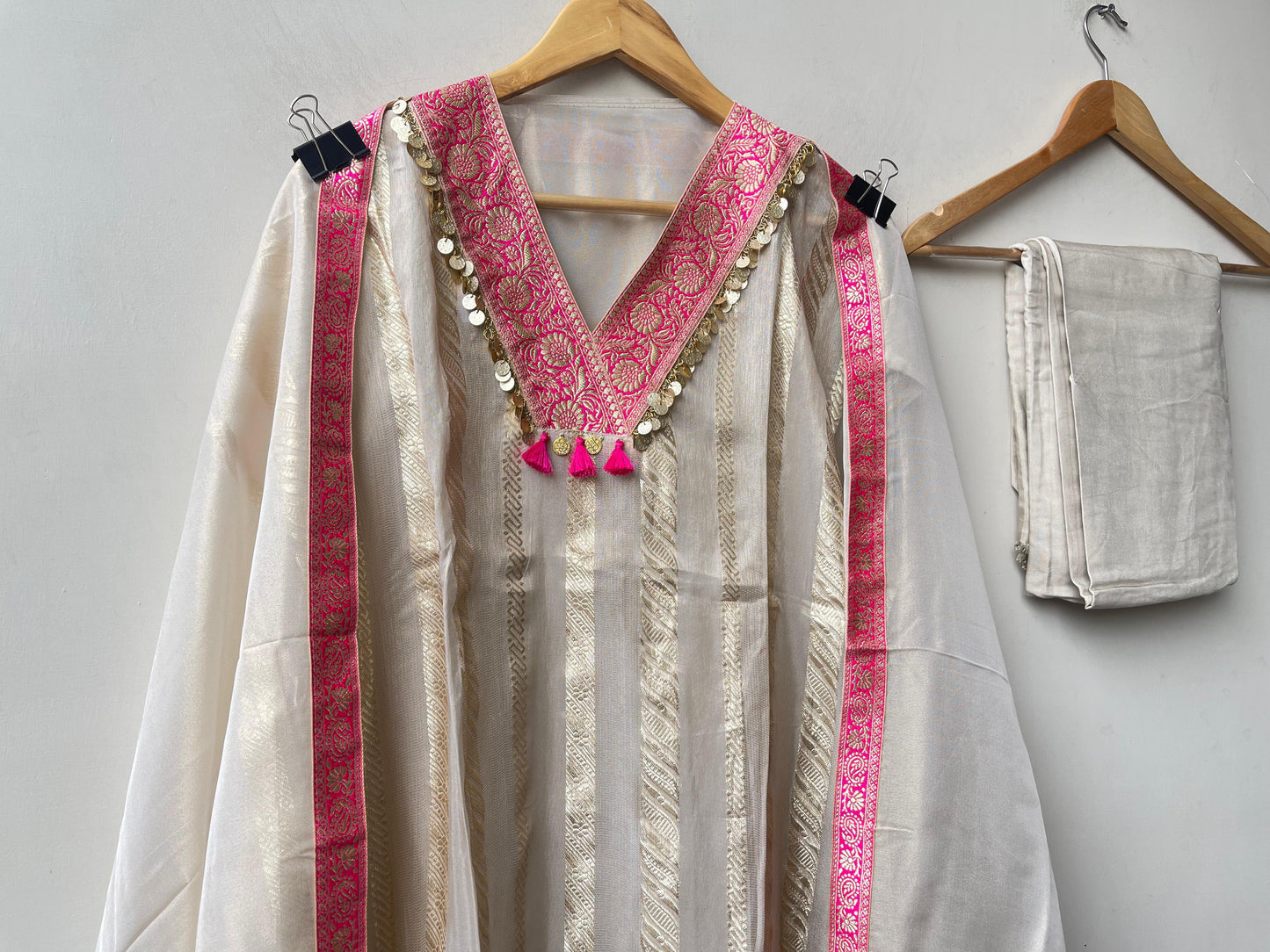 Banarasi shimmer silk ladies unstitched suit Rc19345