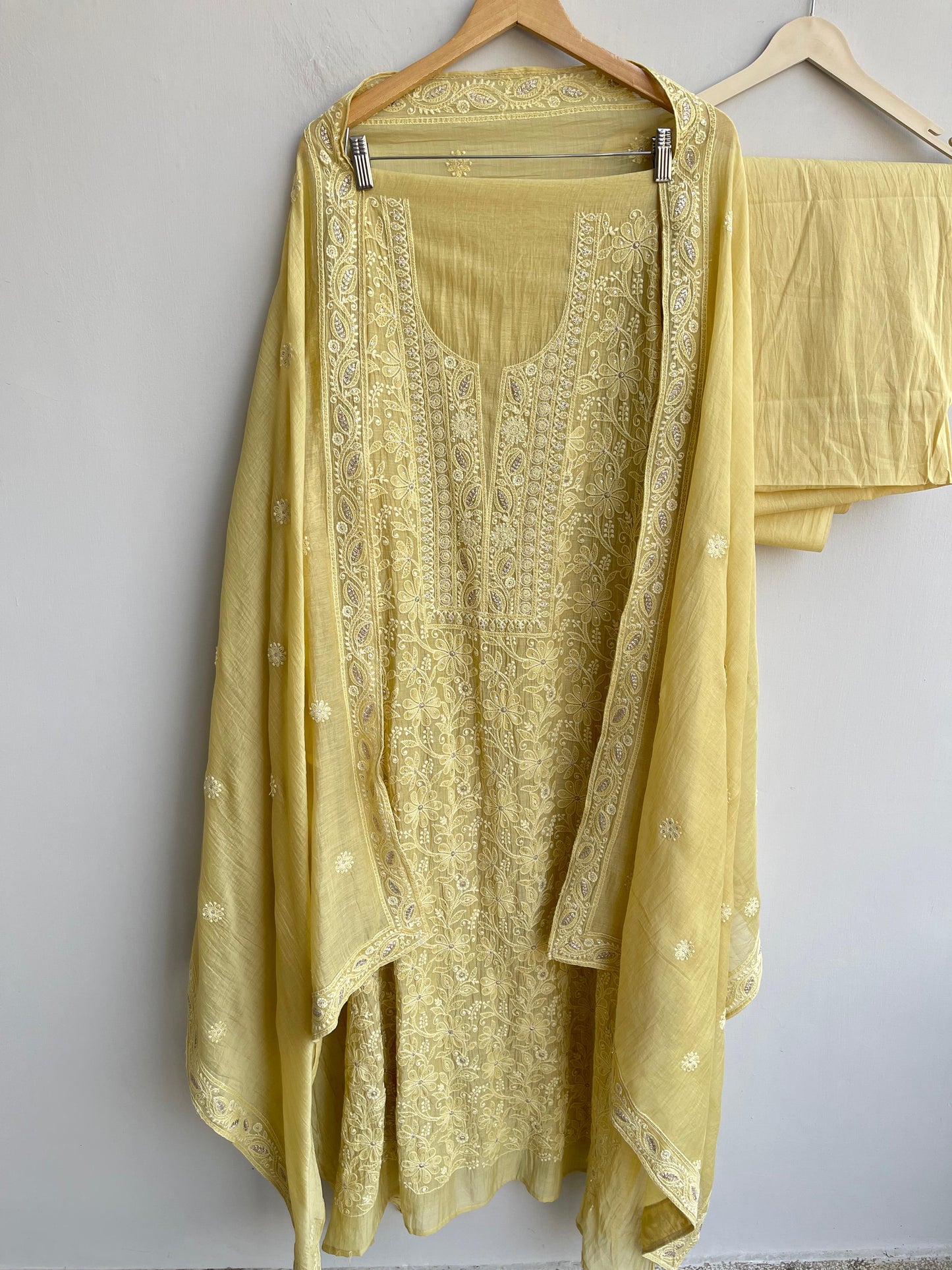 Pure mul chanderi ladies unstitched suit Rc18496