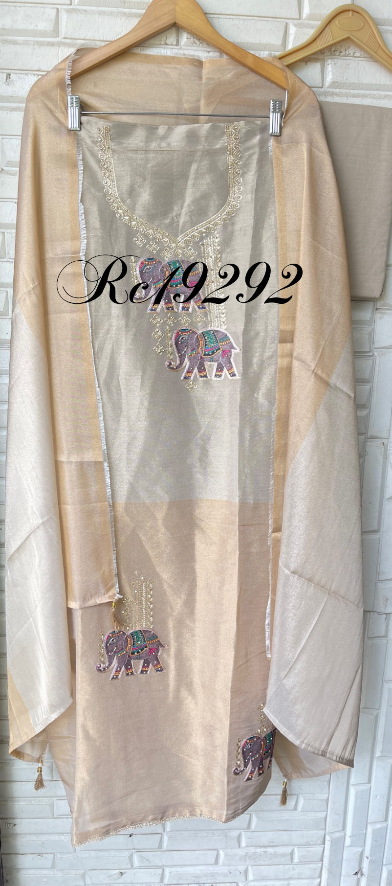 Shimmer soft organza ladies unstitched suit Rc19292