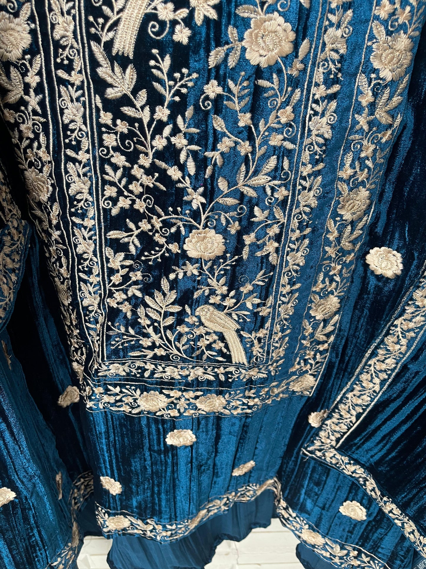 Micra crushed velvet unstitched ladies suit Rc18211