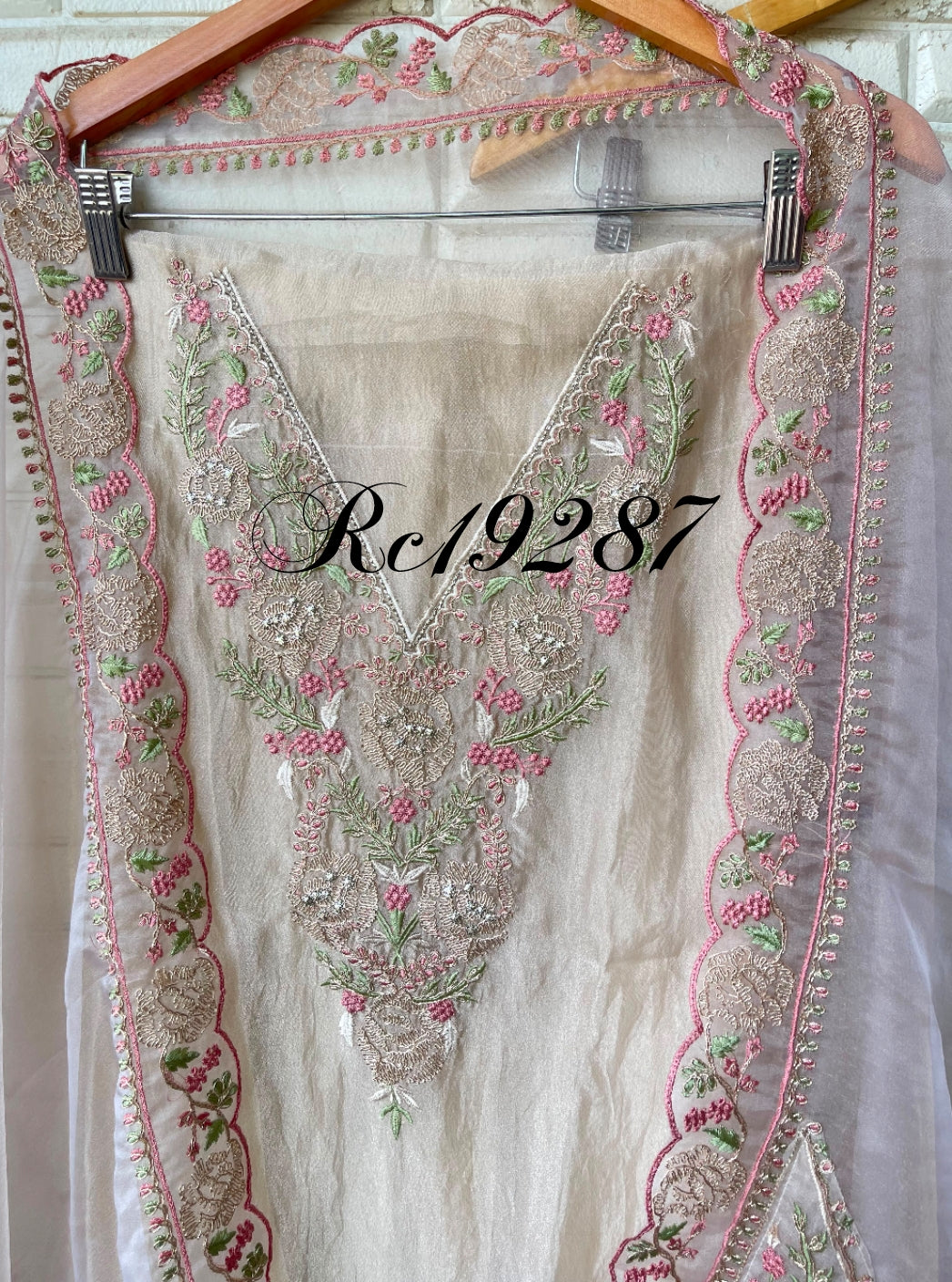 Crushed tissue unstitched ladies suit Rc19287