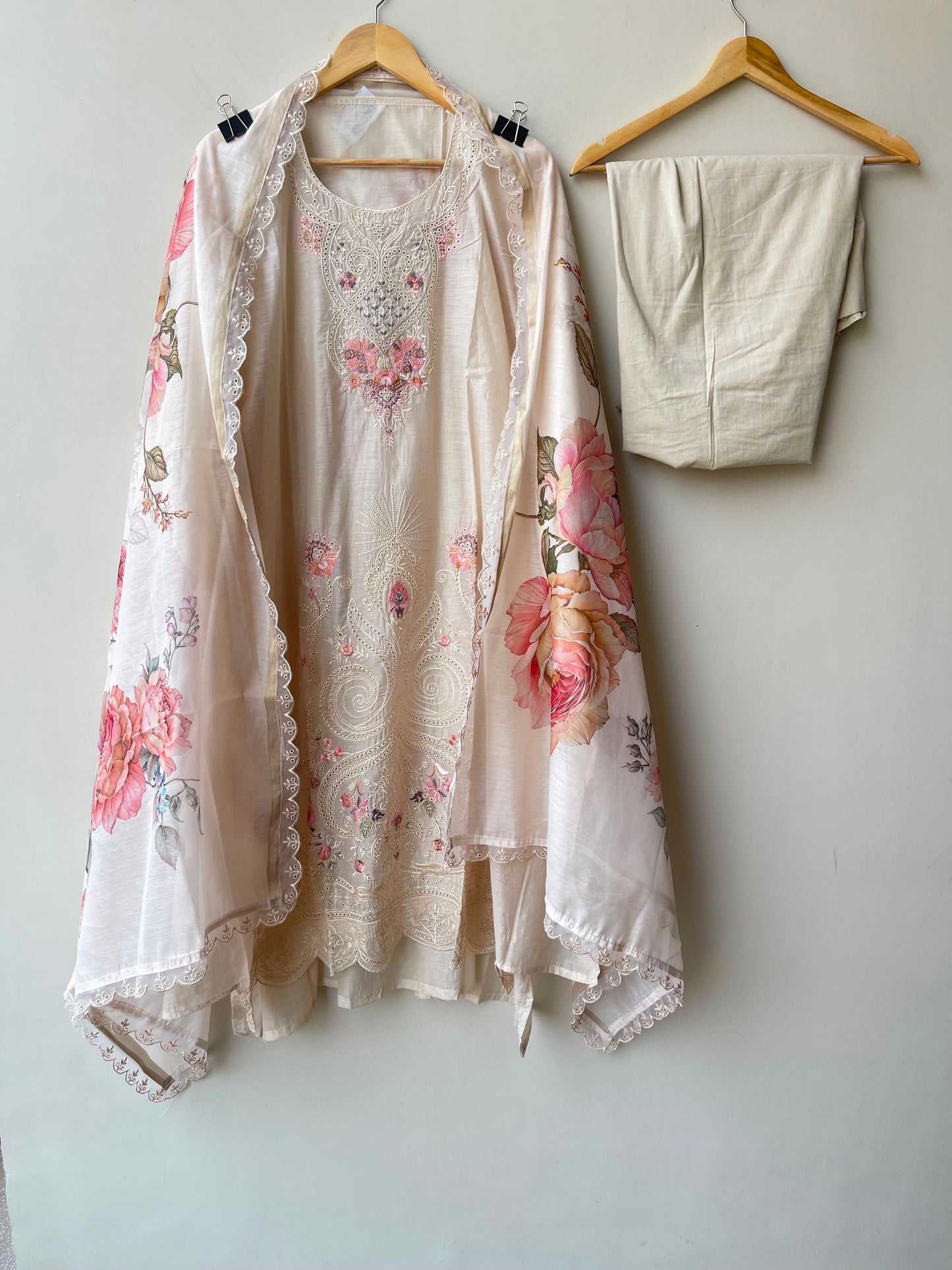 Mul chanderi unstitched ladies suit Rc18994