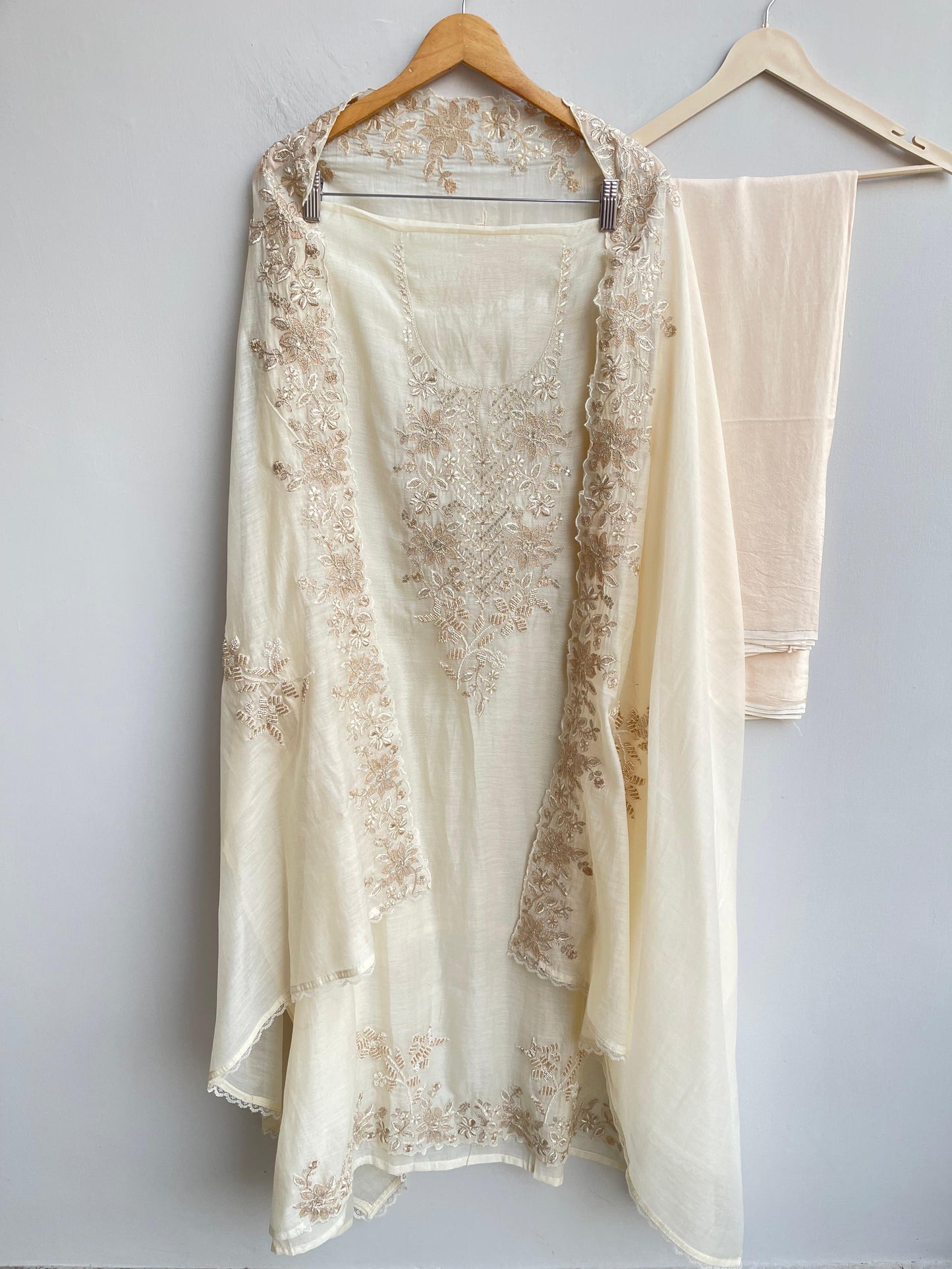 Pure mul chanderi unstitched ladies suit Rc18503 (c)