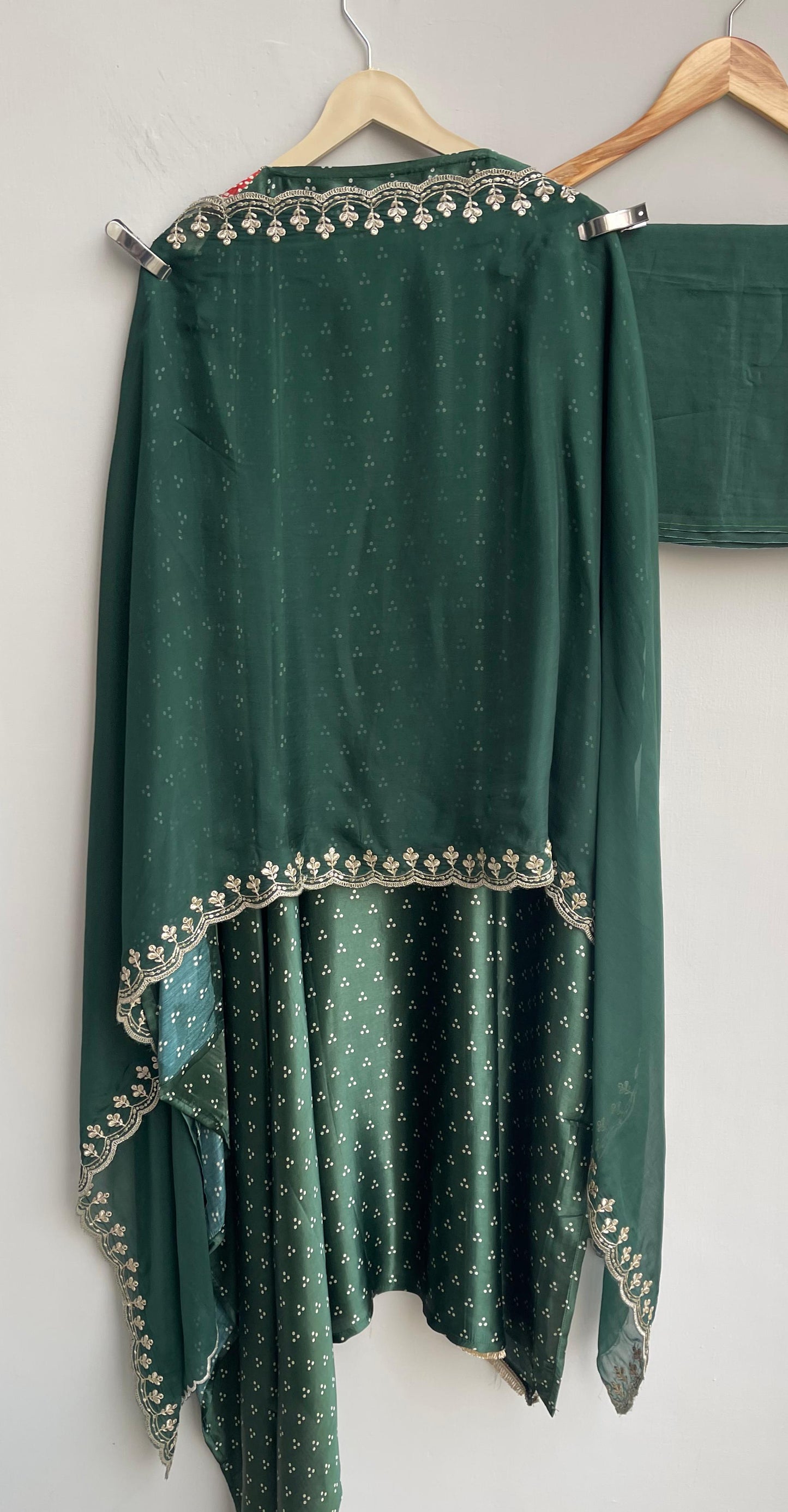 Gajji silk unstitched ladies suit Rc17978