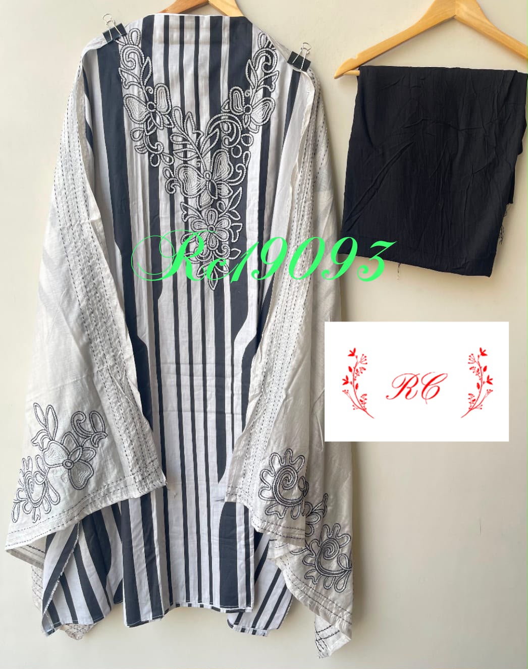 Cotton printed unstitched ladies suit Rc19093