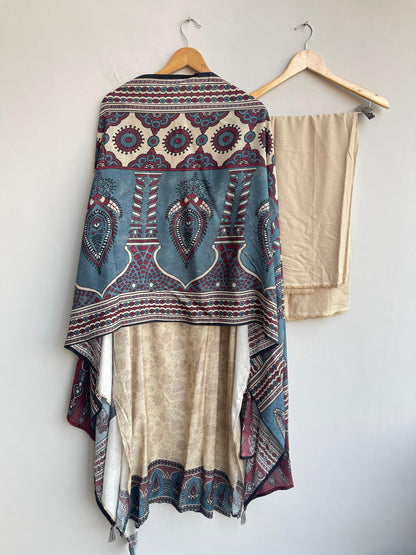 Self muslin unstitched ladies suit Rc18504