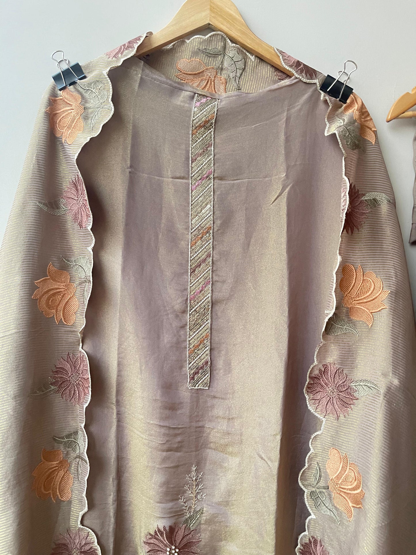 Soft shimmer silk unstitched ladies suit Rc18913