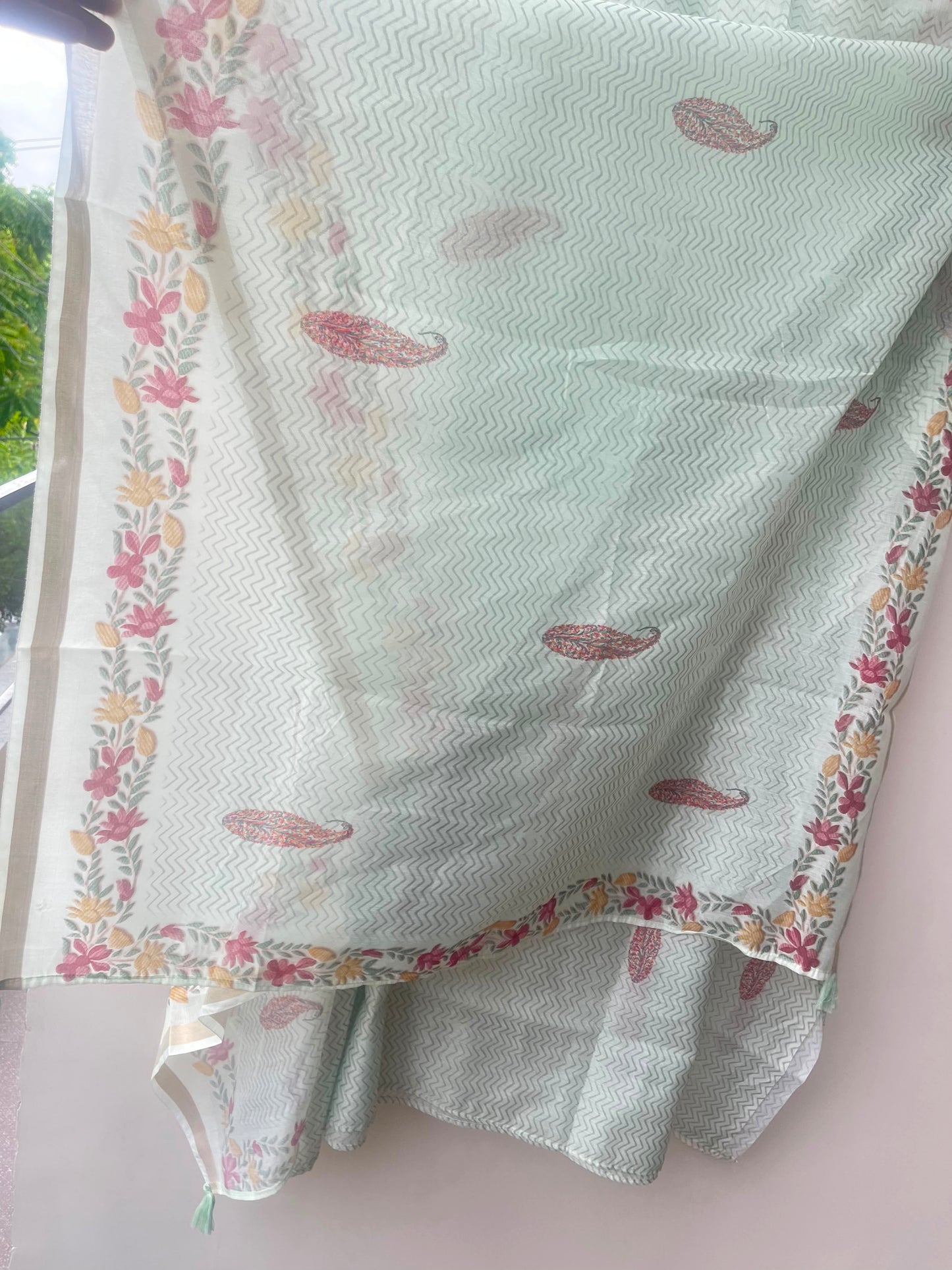 Mul chanderi printed ladies unstitched suit Rc18960 (b)