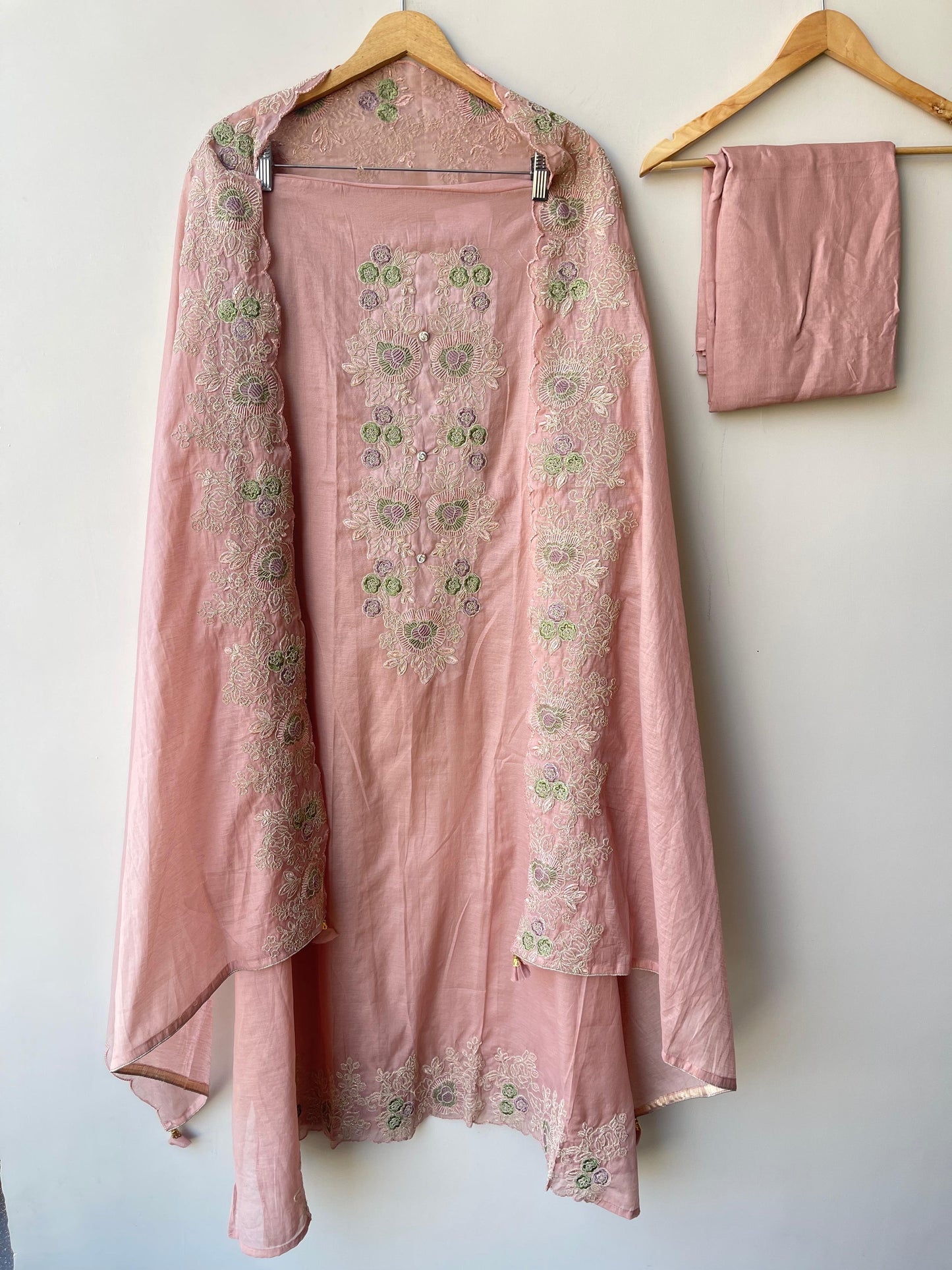 Mul chanderi unstitched ladies suit Rc18762