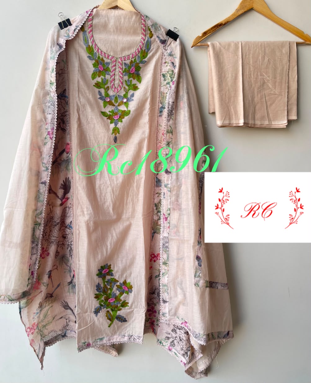 Mul cotton printed unstitched ladies suit Rc18961