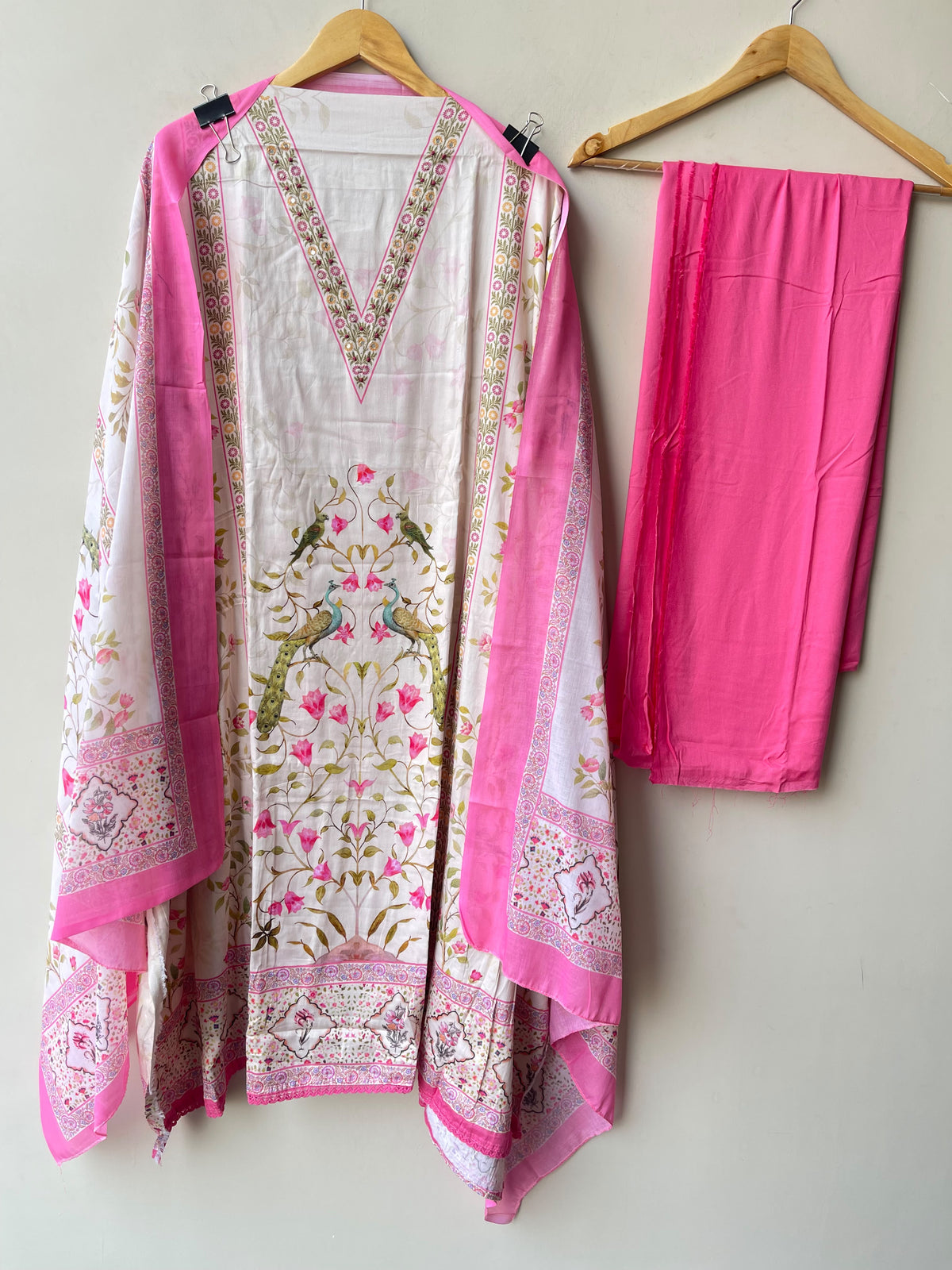 Premium Cotton Printed Unstitched 3pcs Designer Suit Set