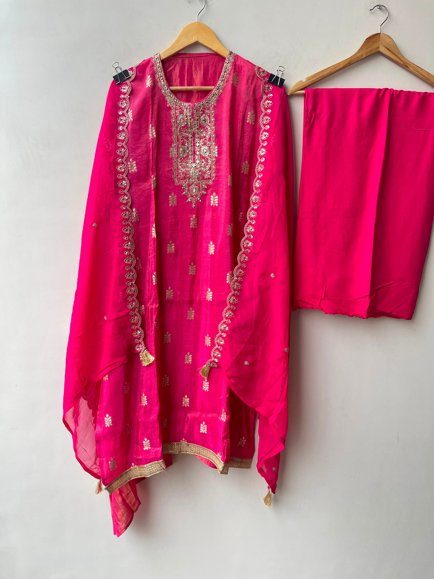 Banarasi shimmer silk ladies unstitched suit Rc19228