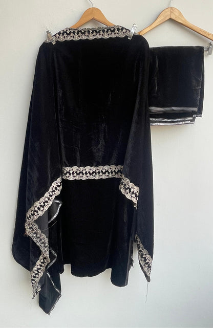 Resham embroidered unstitched velvet ladies suit Rc18838 (b)