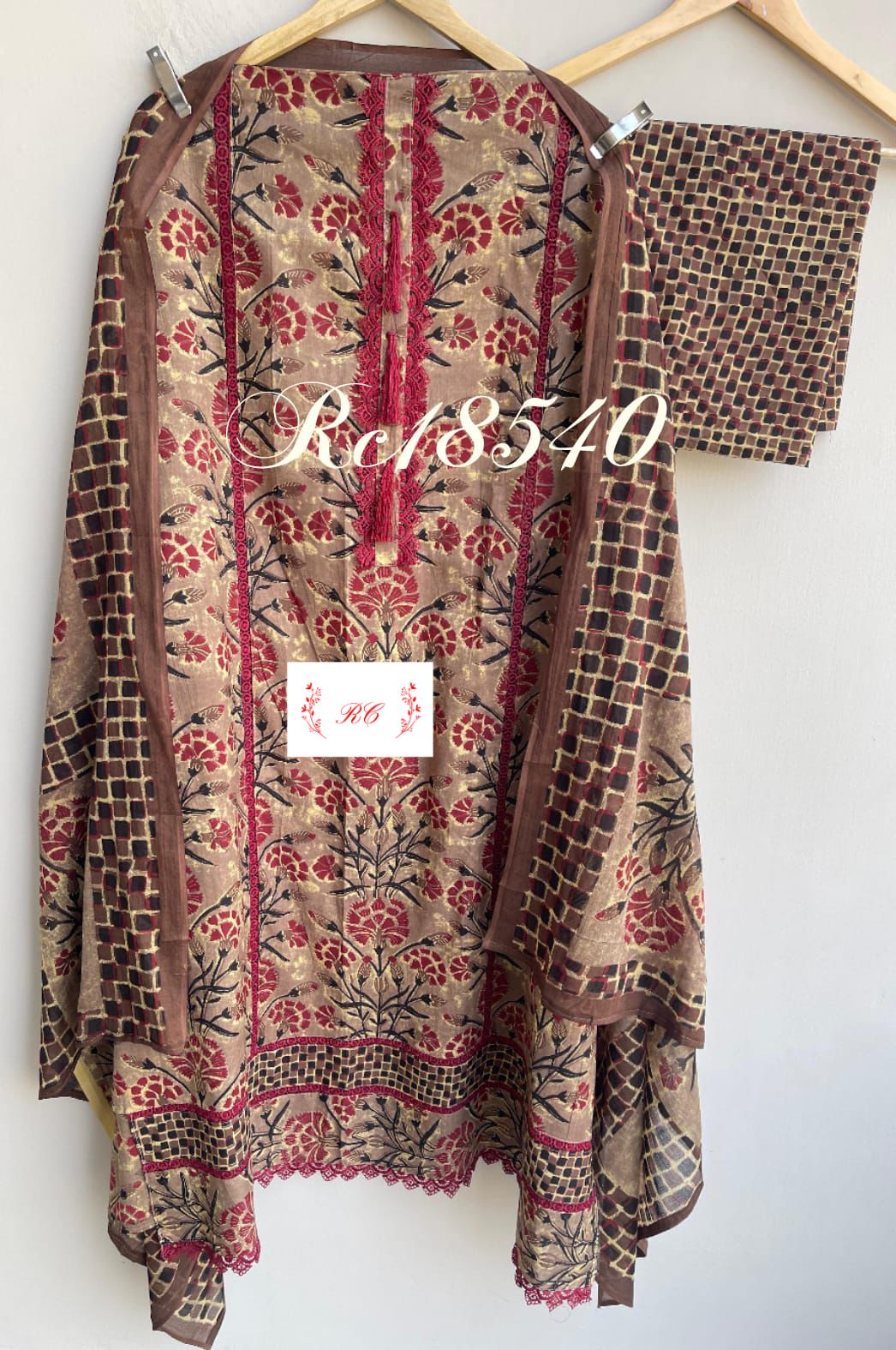 Cotton printed unstitched ladies suit Rc18540