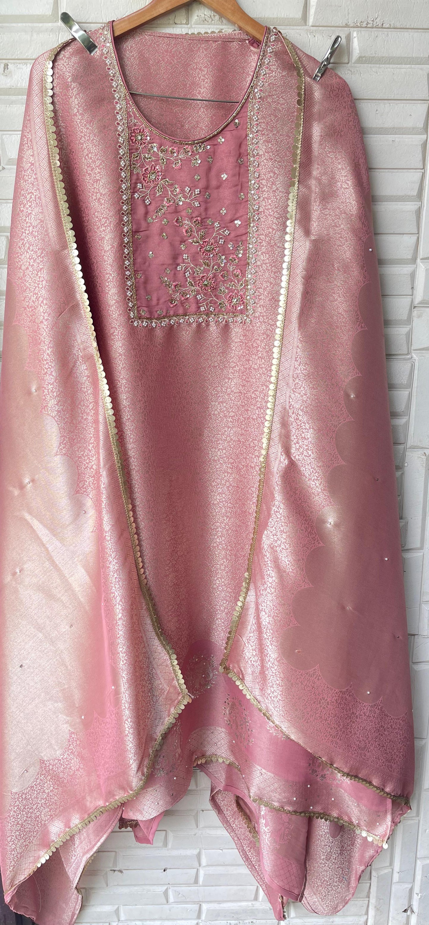 Finest banarasi silk unstitched ladies suit Rc17698