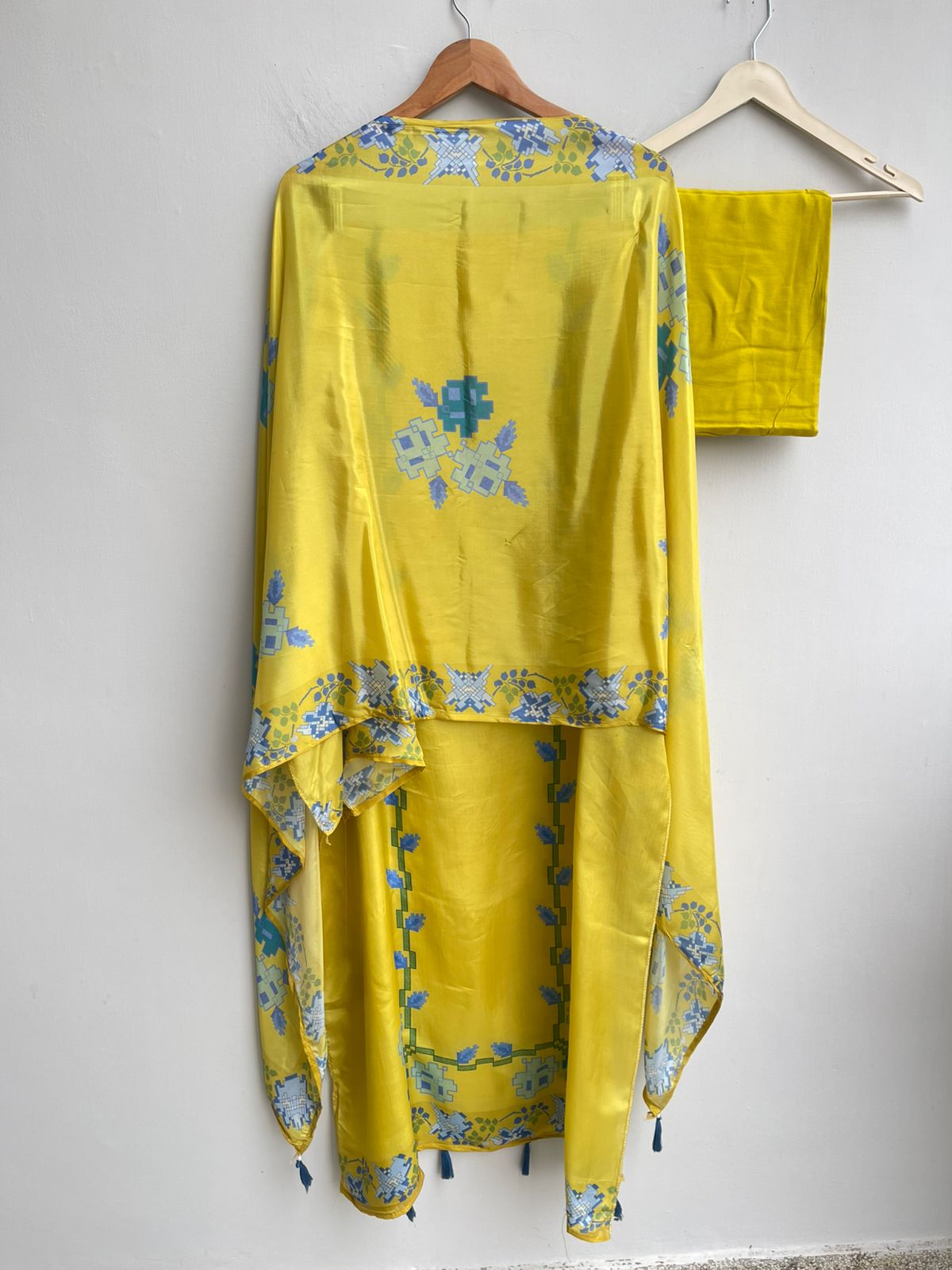 Satin Crepe Unstitched Ladies Suit RC-18289 – view 7