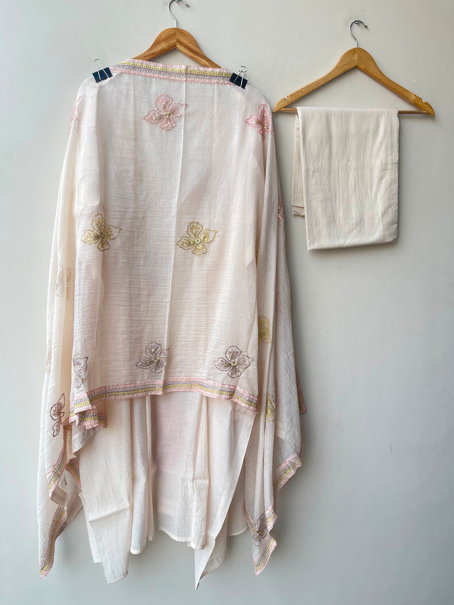 Mul chanderi unstitched ladies suit Rc19204 (b)
