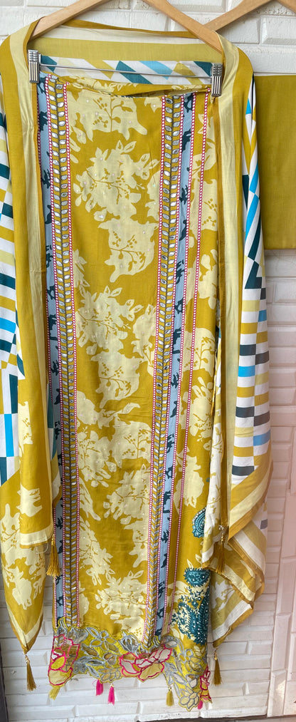 Muslin printed unstitched ladies suit Rc17856 (a)