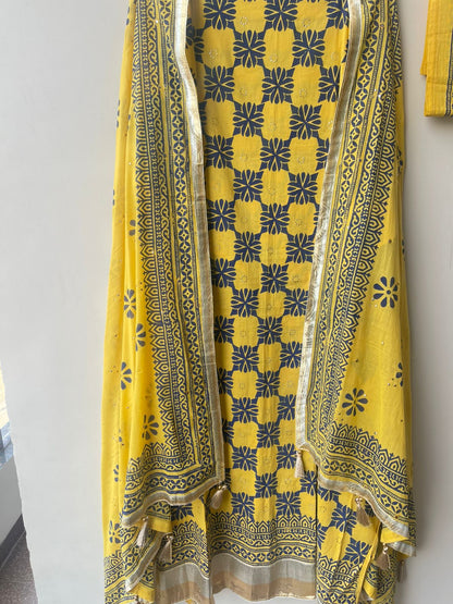 Pure Mul Chanderi Unstitched Ladies Suit RC-18811 – view 3