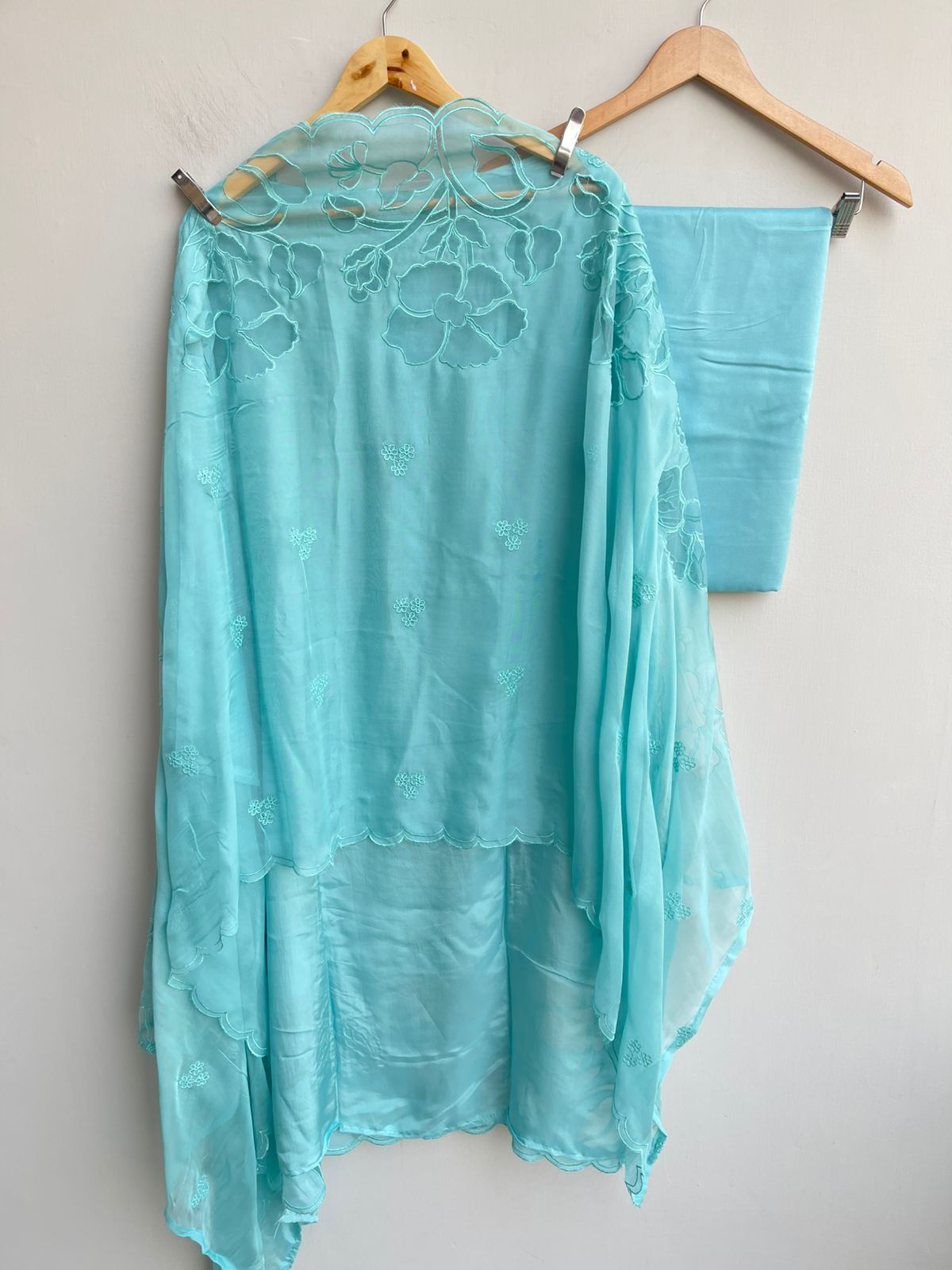 Satin crepe unstitched ladies suit Rc18389 (b)