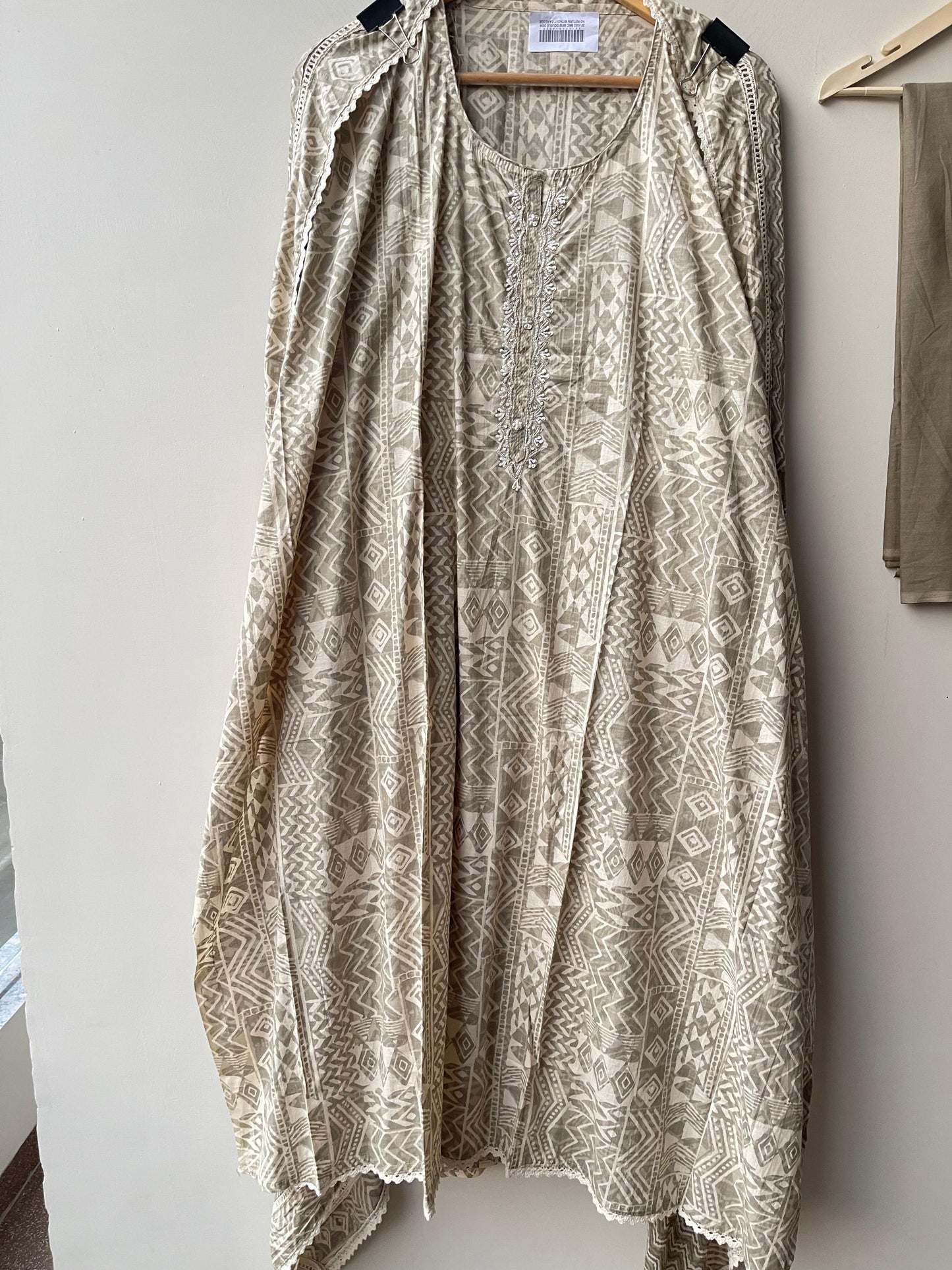 Soft cotton printed unstitched ladies suit Rc18931 (b)