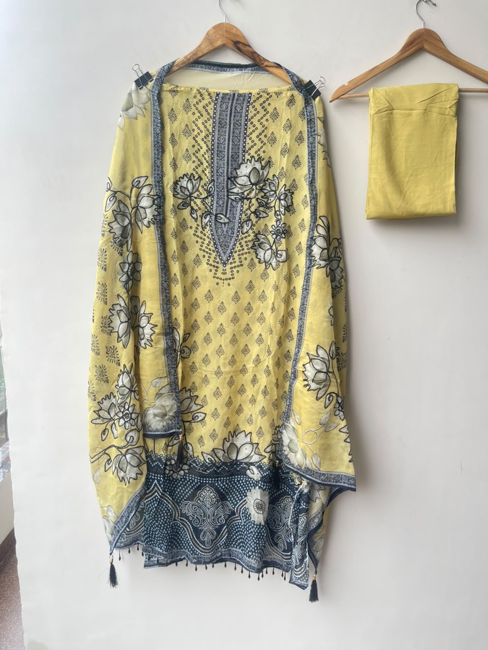 Organza printed unstitched ladies suit Rc19225