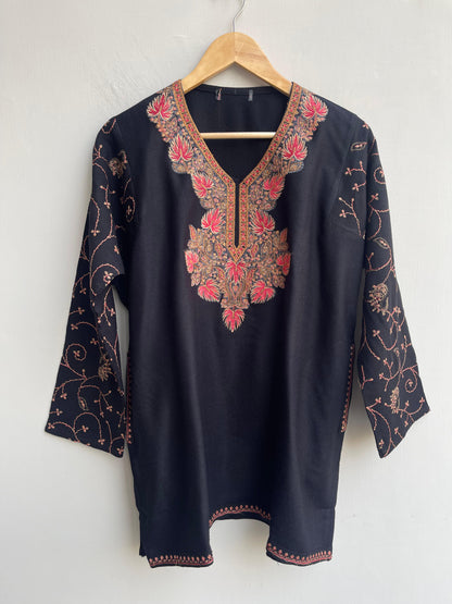 Kashmiri pheron short kurta ladies coord set Rc18352