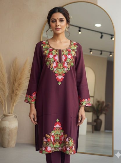 Kashmiri readymade ladies winter kurta Rc18340