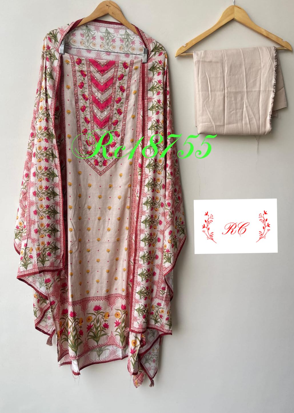 Muslin Printed Unstitched Ladies Suit RC-18755 – view 3